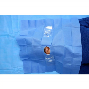 MPD525 Eye Drape with Fluid Collection Pouches